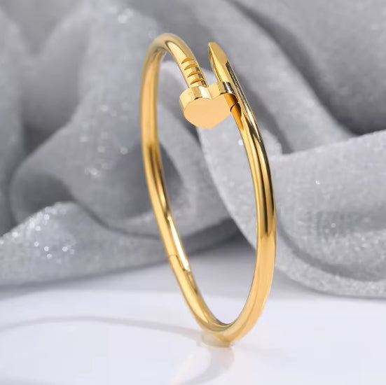 Brățară Aurie Elegantă pentru femei